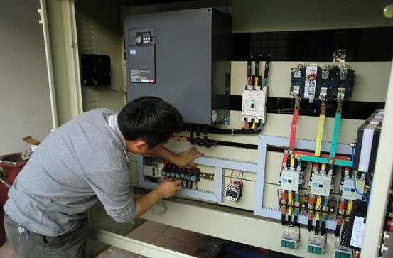 太原控制柜厂家讲述电动机启动器的维护方法