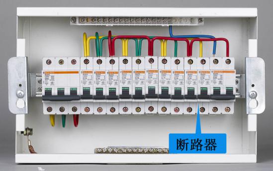 低压配电箱中断路器的概述及主要技术参数介绍